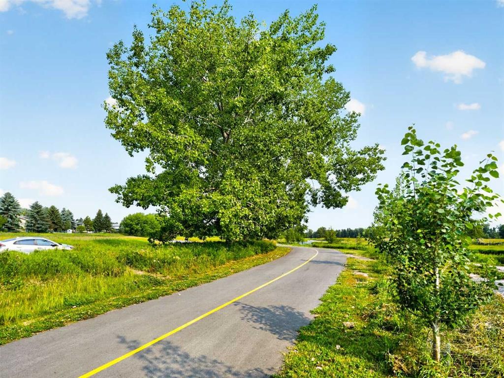 13704 Deer Run Boulevard Se, Calgary, AB - Outdoor With View