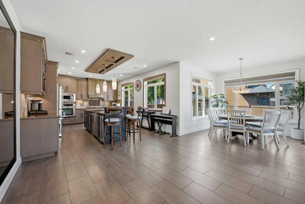 160 Panatella Crescent Nw, Calgary, AB - Indoor