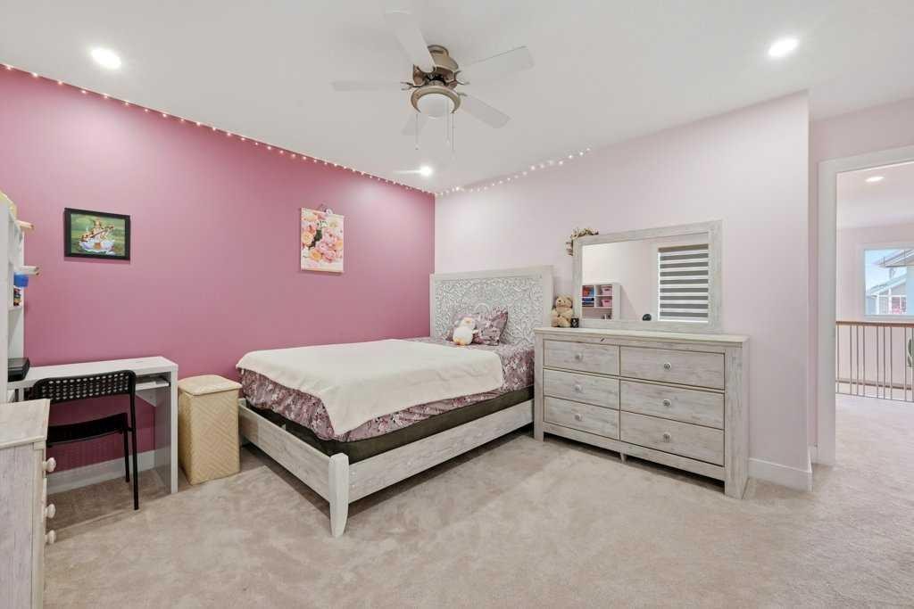 160 Panatella Crescent Nw, Calgary, AB - Indoor Photo Showing Bedroom