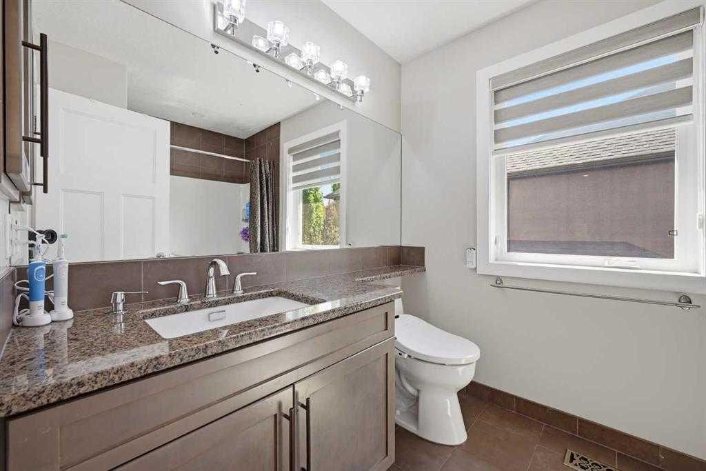 160 Panatella Crescent Nw, Calgary, AB - Indoor Photo Showing Bathroom