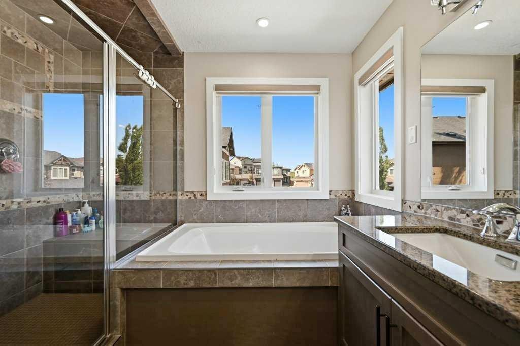 160 Panatella Crescent Nw, Calgary, AB - Indoor Photo Showing Bathroom