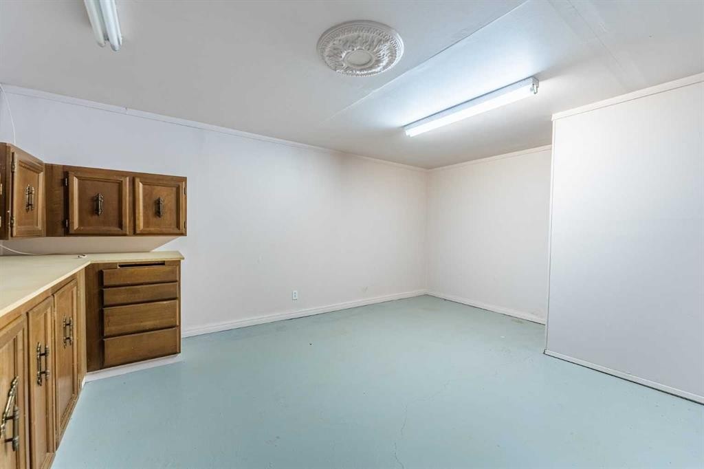 20-6503 Ranchview Drive Nw, Calgary, AB - Indoor Photo Showing Other Room