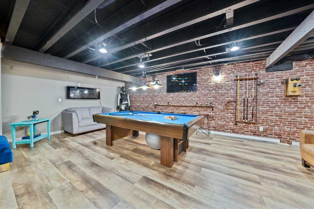 109 Seagreen Link, Chestermere, AB - Indoor Photo Showing Other Room