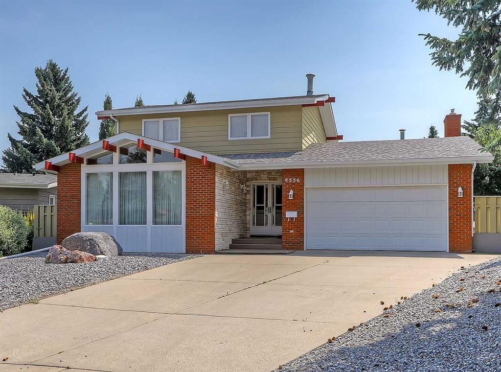 9556 Oakland Way Sw, Calgary, AB - Outdoor