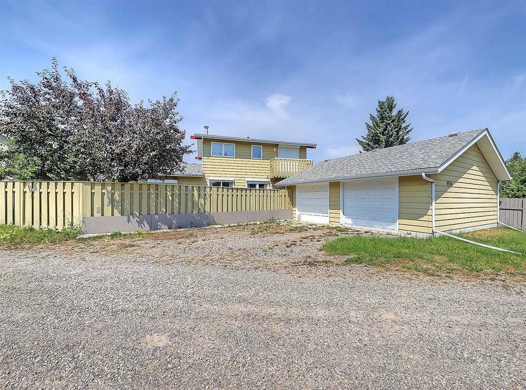 9556 Oakland Way Sw, Calgary, AB - Outdoor With Exterior