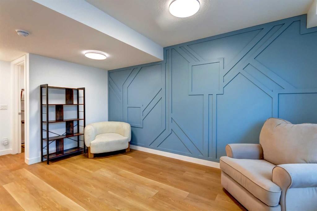 8524 21 Avenue Se, Calgary, AB - Indoor