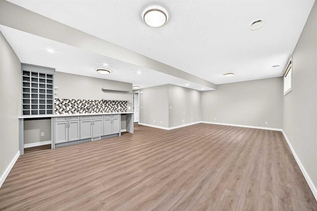 143 Stonemere Green, Chestermere, AB - Indoor Photo Showing Other Room