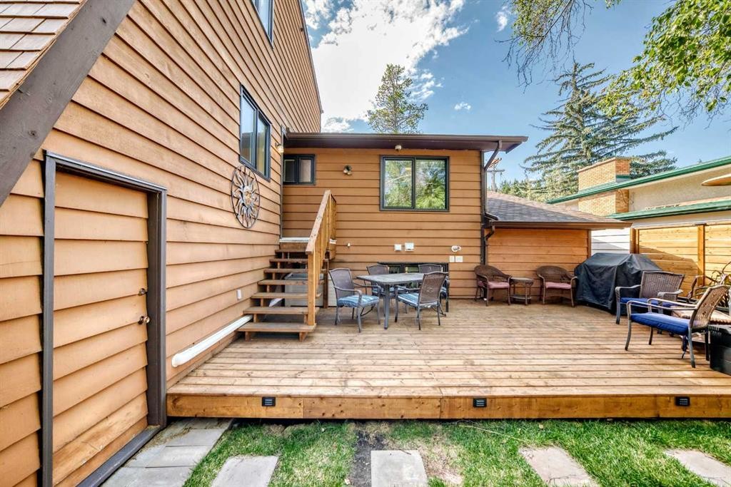 9120 48 Avenue Nw, Calgary, AB - Outdoor With Deck Patio Veranda With Exterior