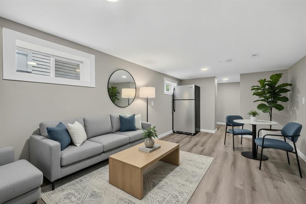 1608 3 Street Nw, Calgary, AB - Indoor