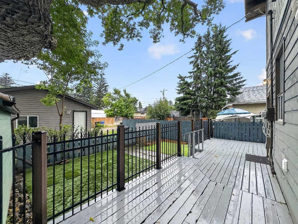 1608 3 Street Nw, Calgary, AB - Outdoor With Deck Patio Veranda With Exterior