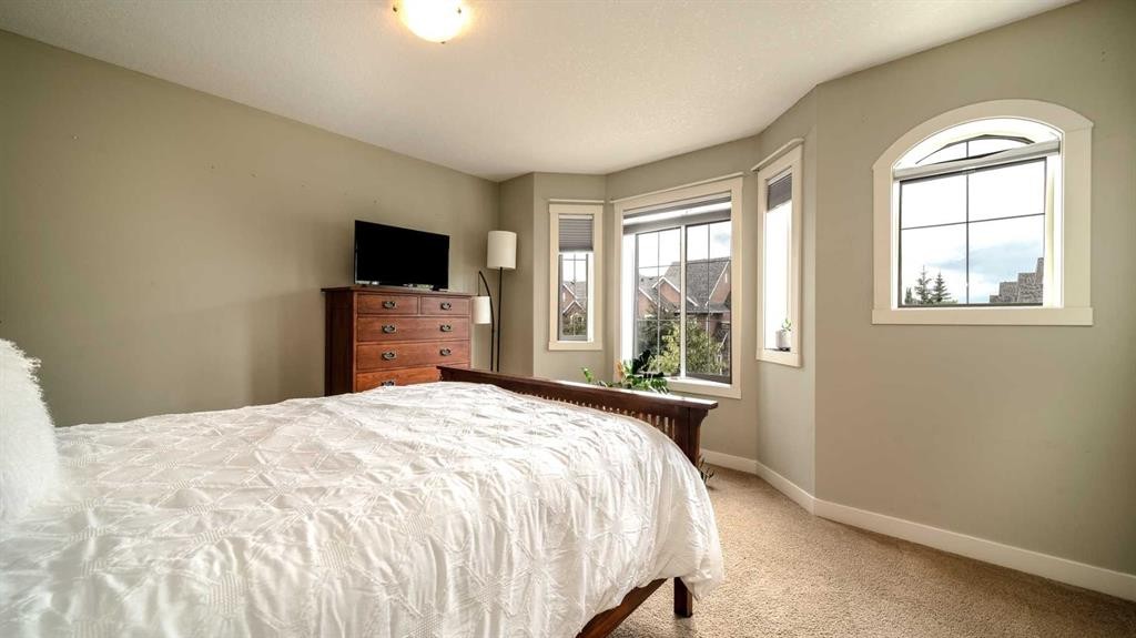 93 Cranleigh Heath Se, Calgary, AB - Indoor Photo Showing Bedroom