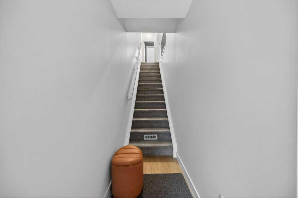 606-550 Seton Circle Se, Calgary, AB - Indoor Photo Showing Other Room