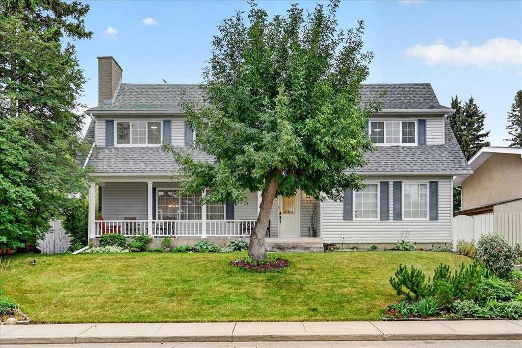 1707 107 Avenue Sw, Calgary, AB - Outdoor With Deck Patio Veranda