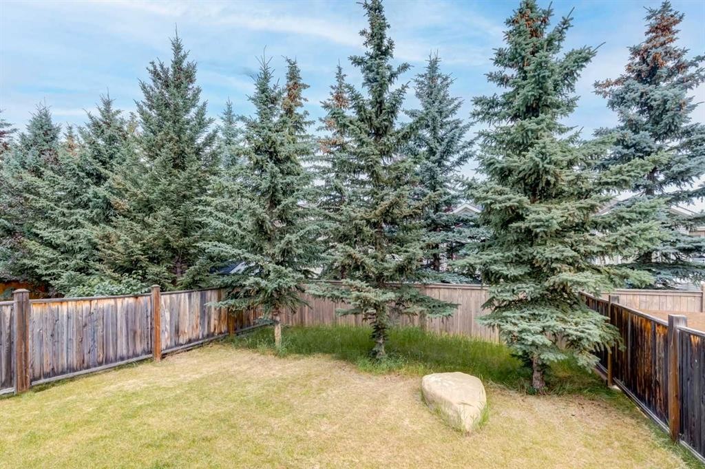 40 Westmore Place Sw, Calgary, AB - Outdoor