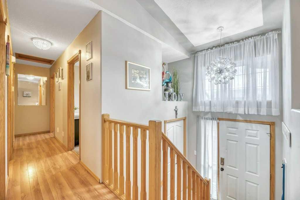 1907 Strathcona Terrace, Strathmore, AB - Indoor Photo Showing Other Room