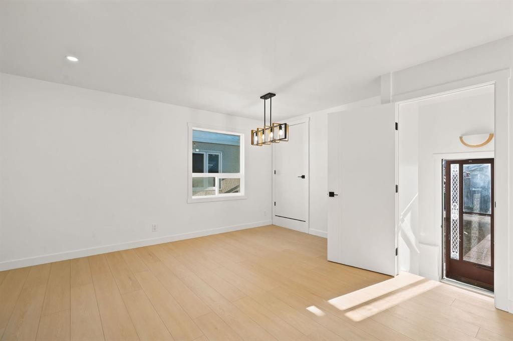19 Mardale Crescent Ne, Calgary, AB - Indoor Photo Showing Other Room