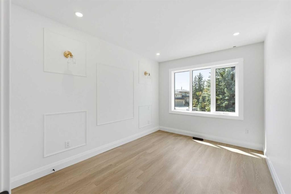 3375 Breton Close Nw, Calgary, AB - Indoor Photo Showing Other Room