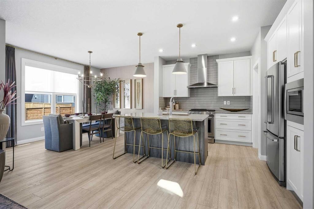 468 Dawson Circle, Chestermere, AB - Indoor Photo Showing Kitchen With Stainless Steel Kitchen With Upgraded Kitchen