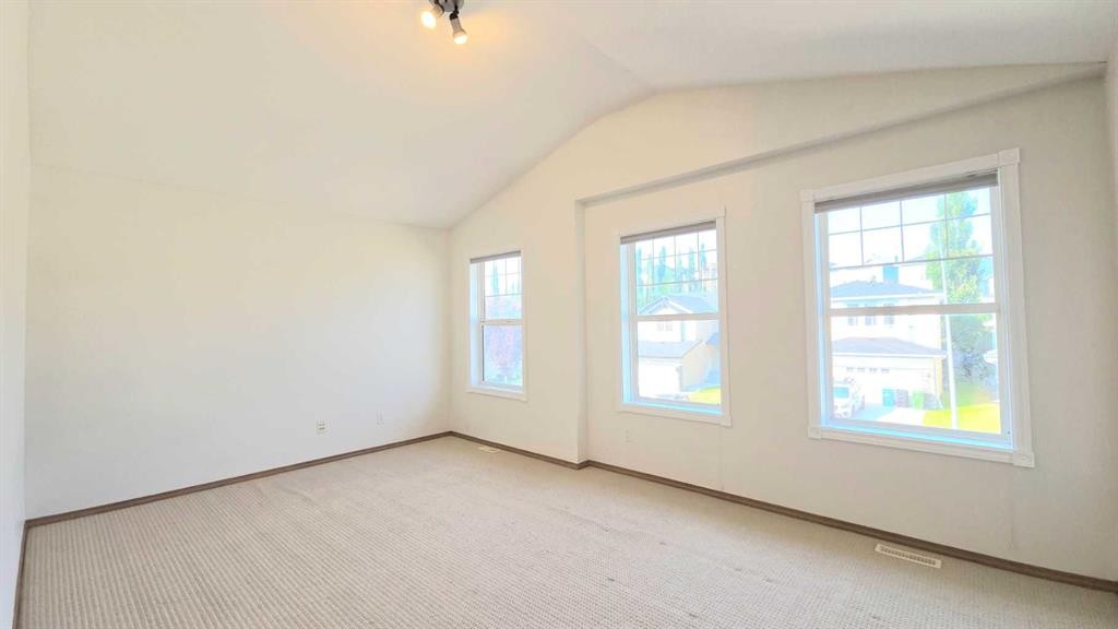 210 Panamount Hill Nw, Calgary, AB - Indoor Photo Showing Other Room