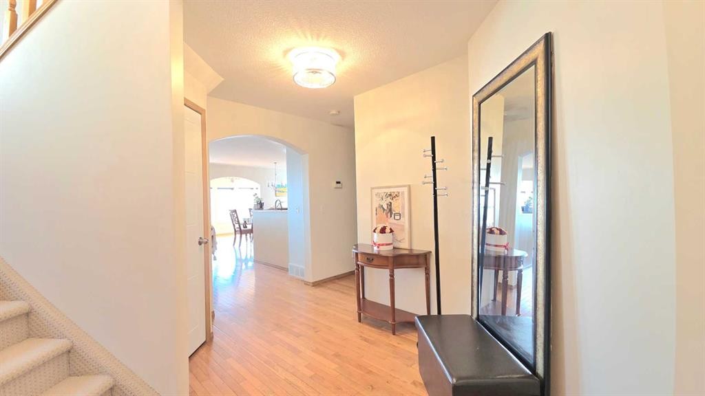 210 Panamount Hill Nw, Calgary, AB - Indoor Photo Showing Other Room