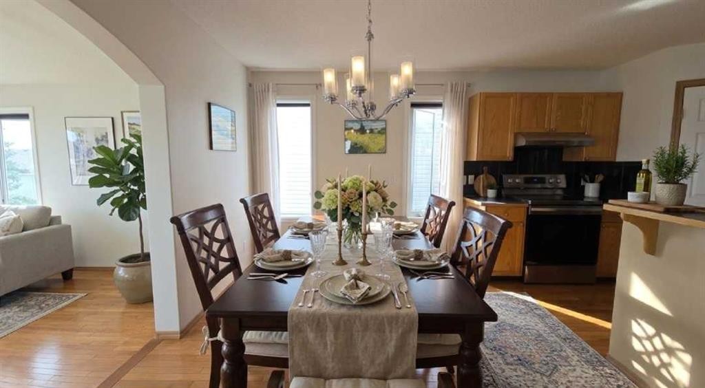 210 Panamount Hill Nw, Calgary, AB - Indoor Photo Showing Dining Room