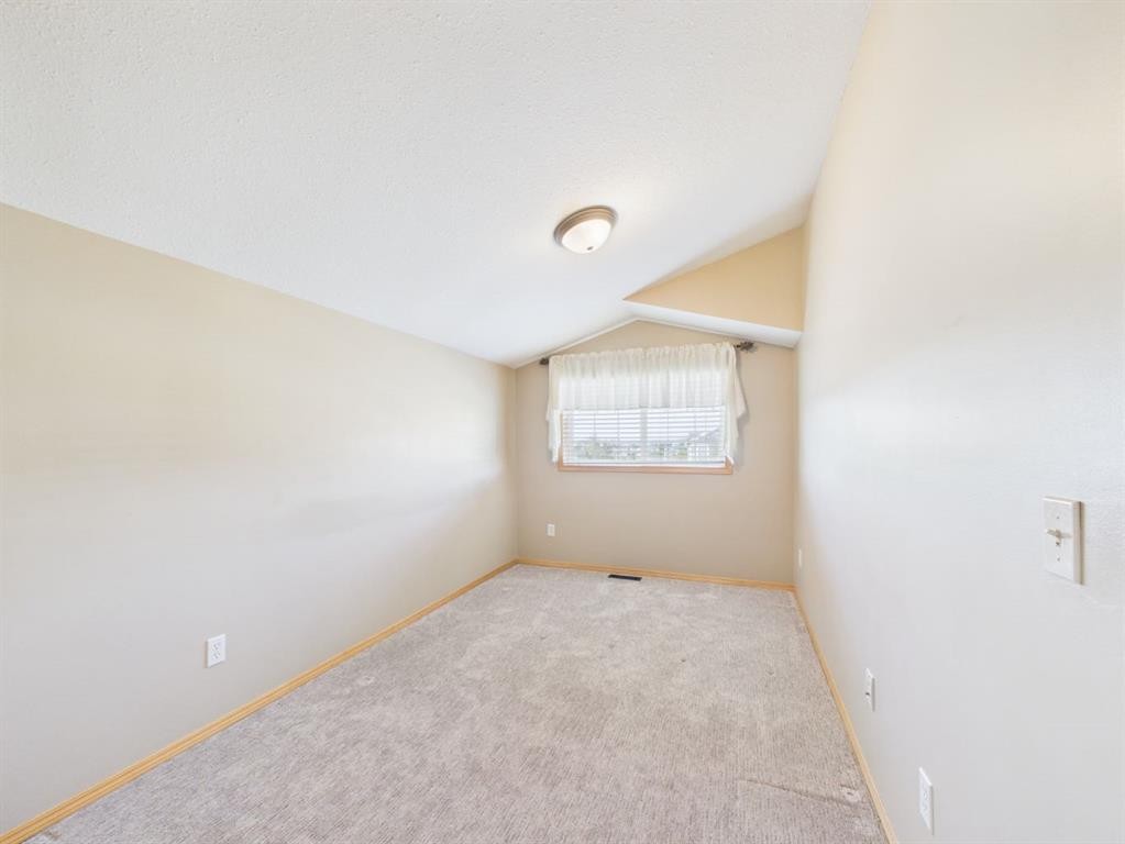 181 Panamount Hill Nw, Calgary, AB - Indoor Photo Showing Other Room