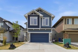 44 Ranchers Way Okotoks, AB T1S 4C8