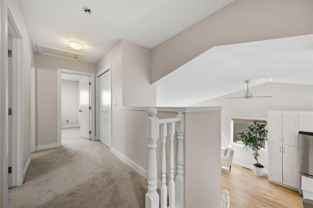 19 Macewan Meadow Crescent Nw, Calgary, AB - Indoor Photo Showing Other Room
