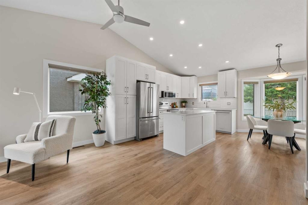 19 Macewan Meadow Crescent Nw, Calgary, AB - Indoor