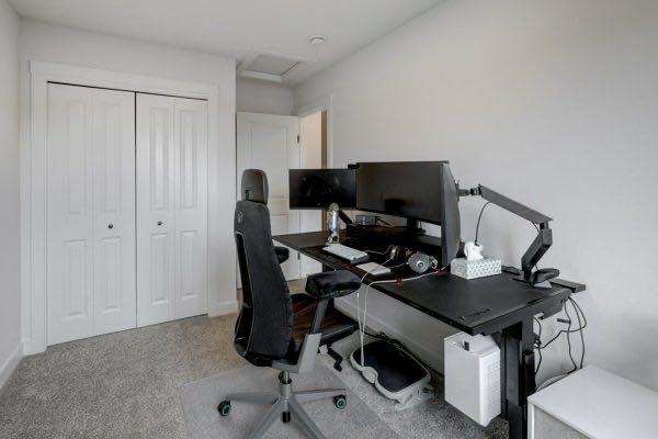 174 Rowley Gate Nw, Calgary, AB - Indoor Photo Showing Office
