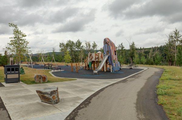 174 Rowley Gate Nw, Calgary, AB - Outdoor