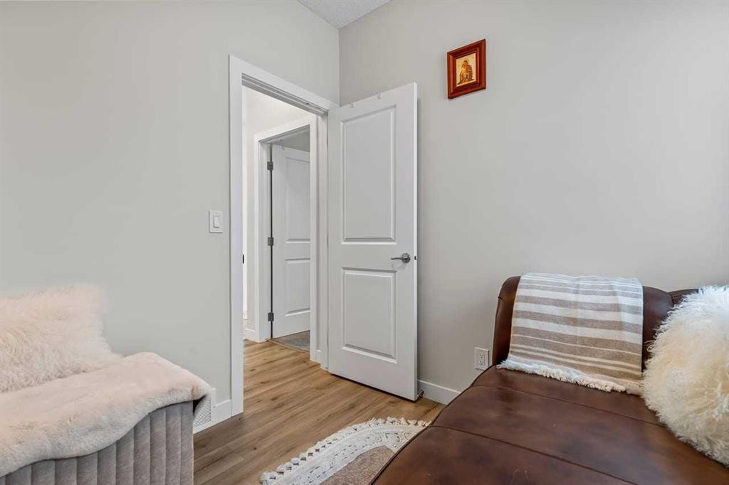 119 Walgrove Green Se, Calgary, AB - Indoor Photo Showing Other Room