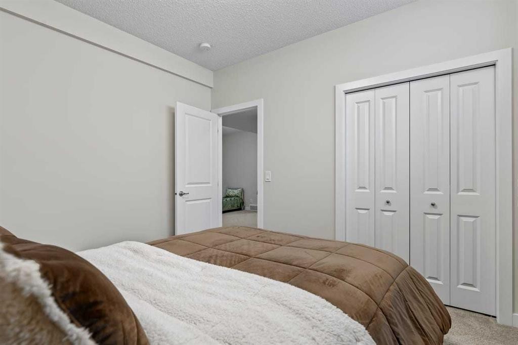 119 Walgrove Green Se, Calgary, AB - Indoor Photo Showing Bedroom