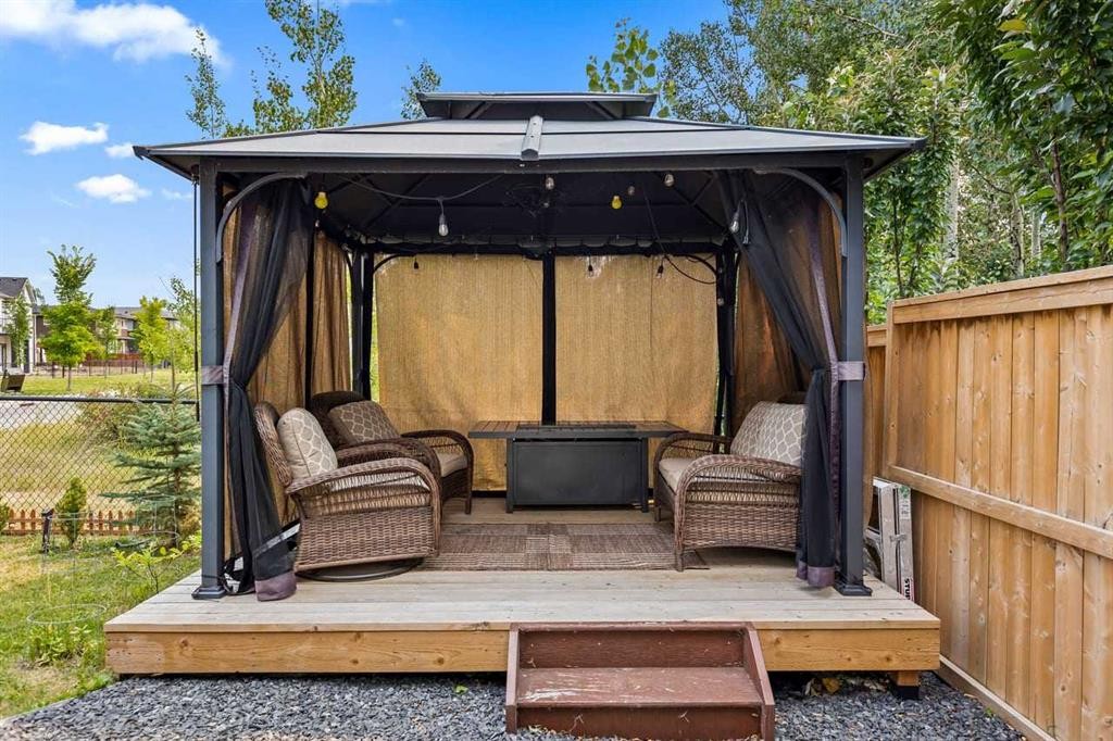 119 Walgrove Green Se, Calgary, AB - Outdoor With Deck Patio Veranda With Exterior