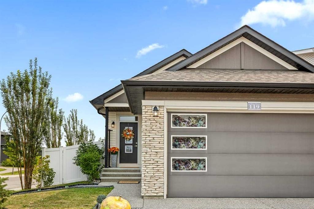 119 Walgrove Green Se, Calgary, AB - Outdoor