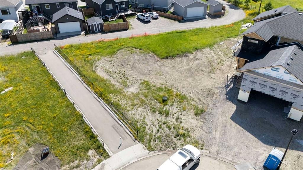 12 Country Meadows Cove, Diamond Valley, AB