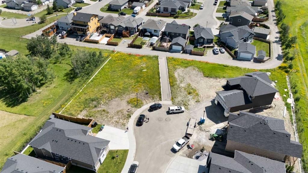 12 Country Meadows Cove, Diamond Valley, AB