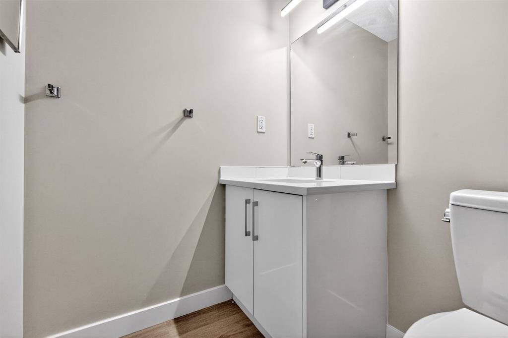 2102-333 Taravista Drive Ne, Calgary, AB - Indoor Photo Showing Bathroom