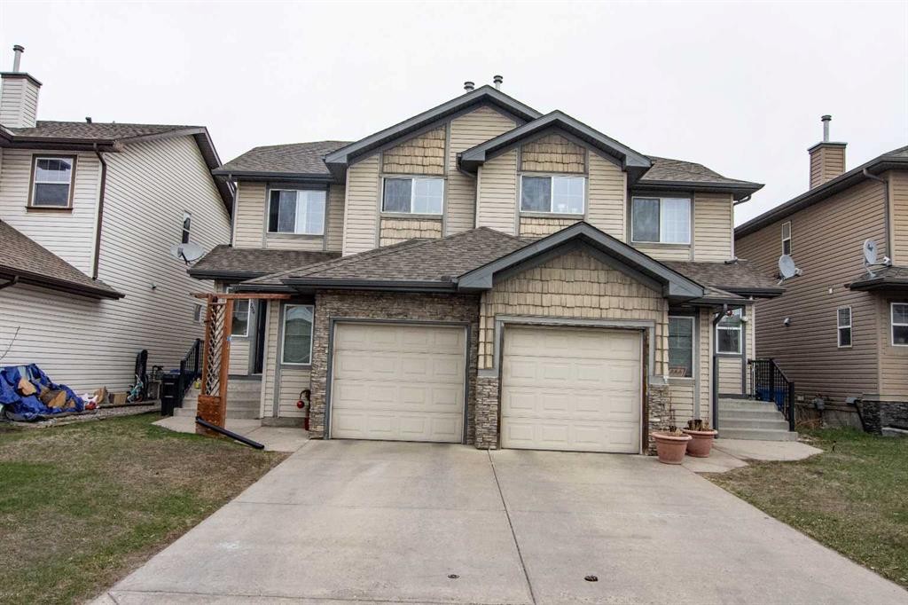 754 Luxstone Gate Sw, Airdrie, AB - Outdoor With Facade