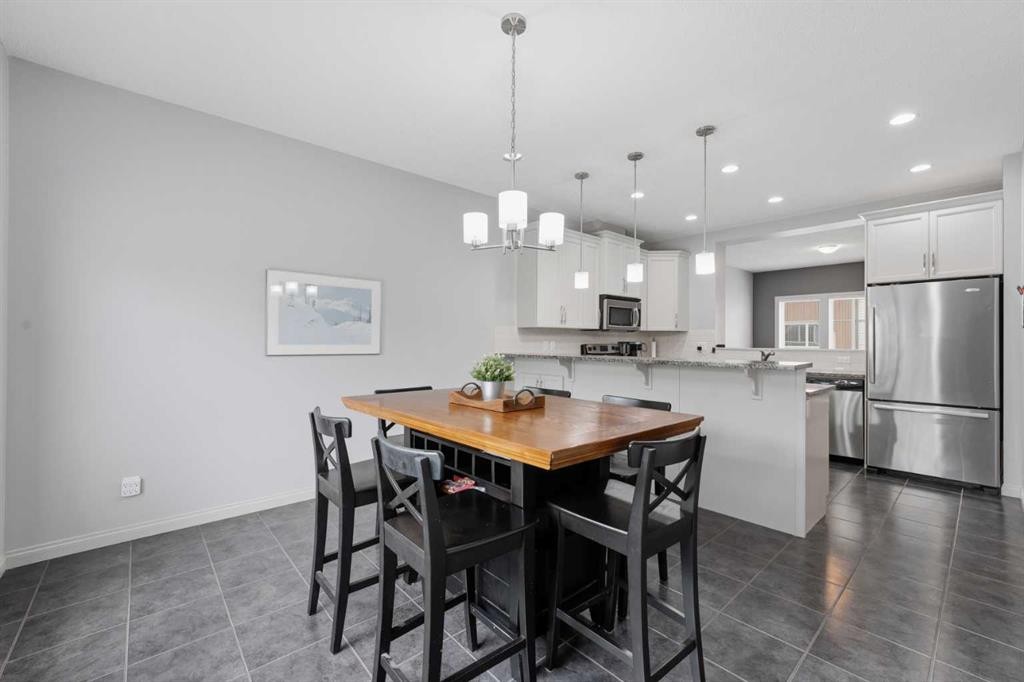 804 Wentworth Villas Sw, Calgary, AB - Indoor