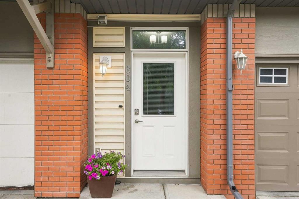804 Wentworth Villas Sw, Calgary, AB - Outdoor With Exterior