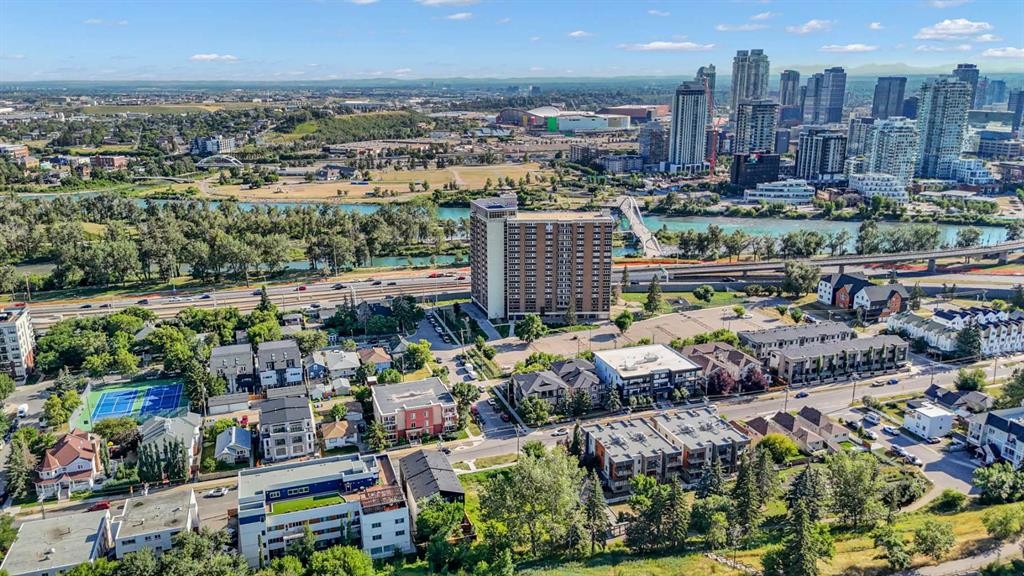 2-821 Mcdougall Road Ne, Calgary, AB - Outdoor With View