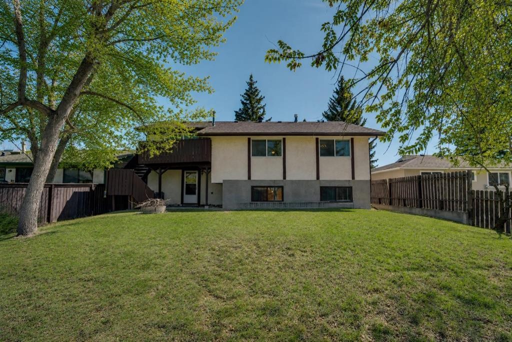 12 Oakvale Place Sw, Calgary, AB - Outdoor