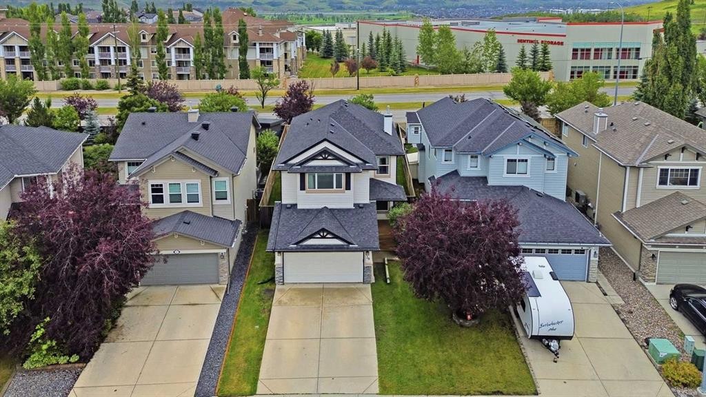 38 Chapman Close Se, Calgary, AB