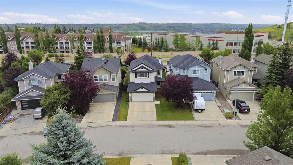 38 Chapman Close Se, Calgary, AB