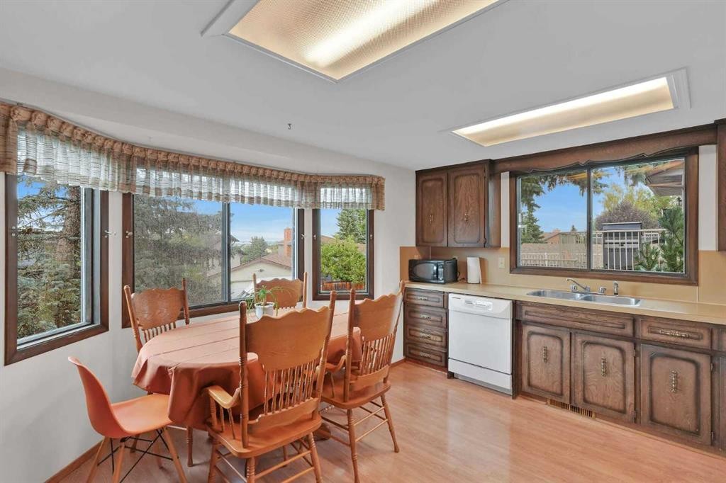 60 Beddington Drive Ne, Calgary, AB - Indoor