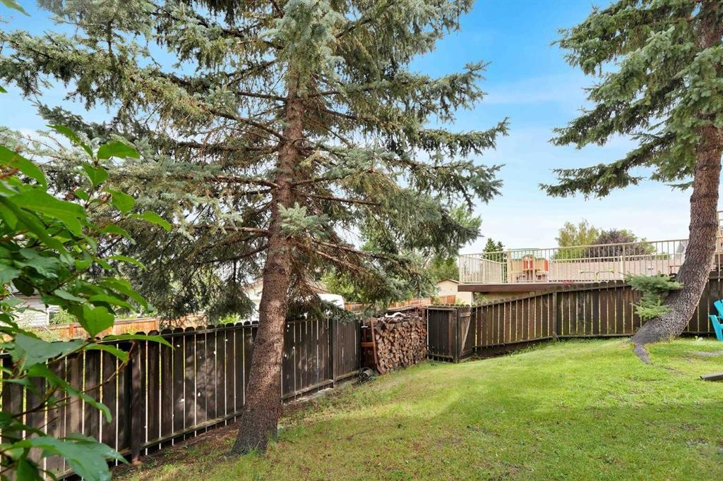 60 Beddington Drive Ne, Calgary, AB - Outdoor