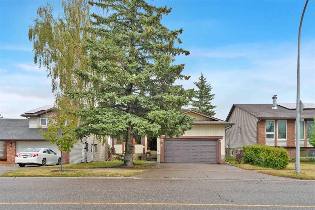 60 Beddington Drive Ne, Calgary, AB - Outdoor With Facade