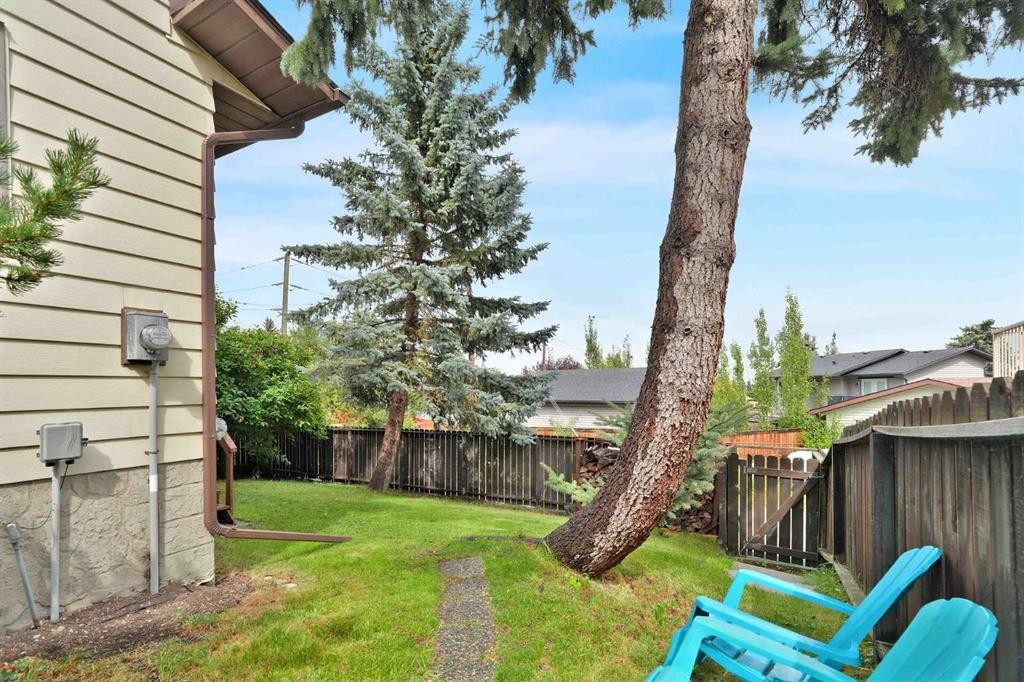 60 Beddington Drive Ne, Calgary, AB - Outdoor