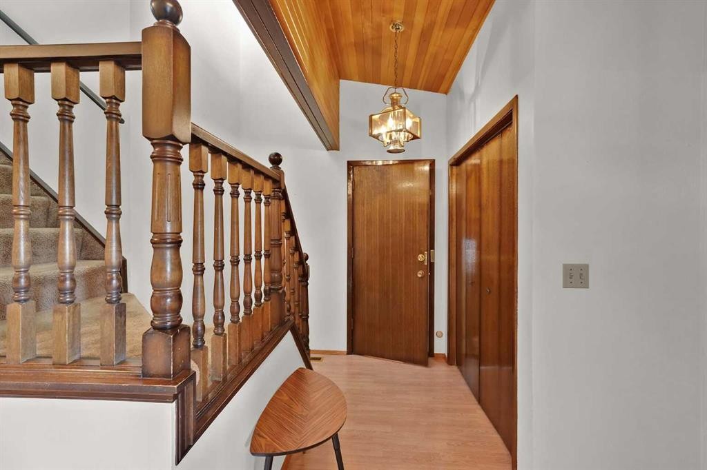 60 Beddington Drive Ne, Calgary, AB - Indoor Photo Showing Other Room
